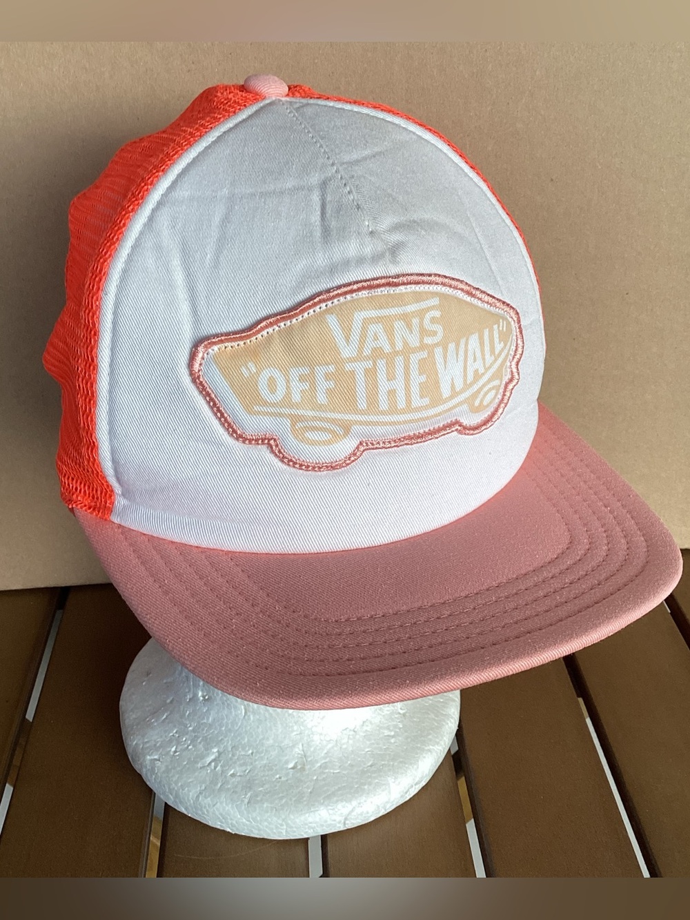 Vans off the wall SnapBack Trucker Hat
